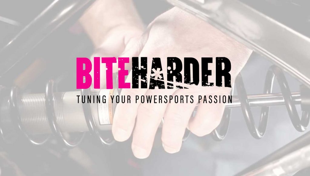 Biteharder.com uses the CENLR100 Portable Tabletop Label Applicator