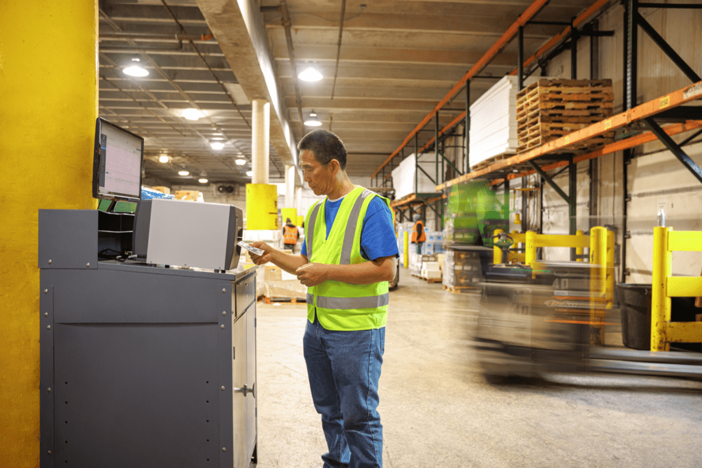 zt211-warehouse-photography-application-removing-shipping-label-supplies